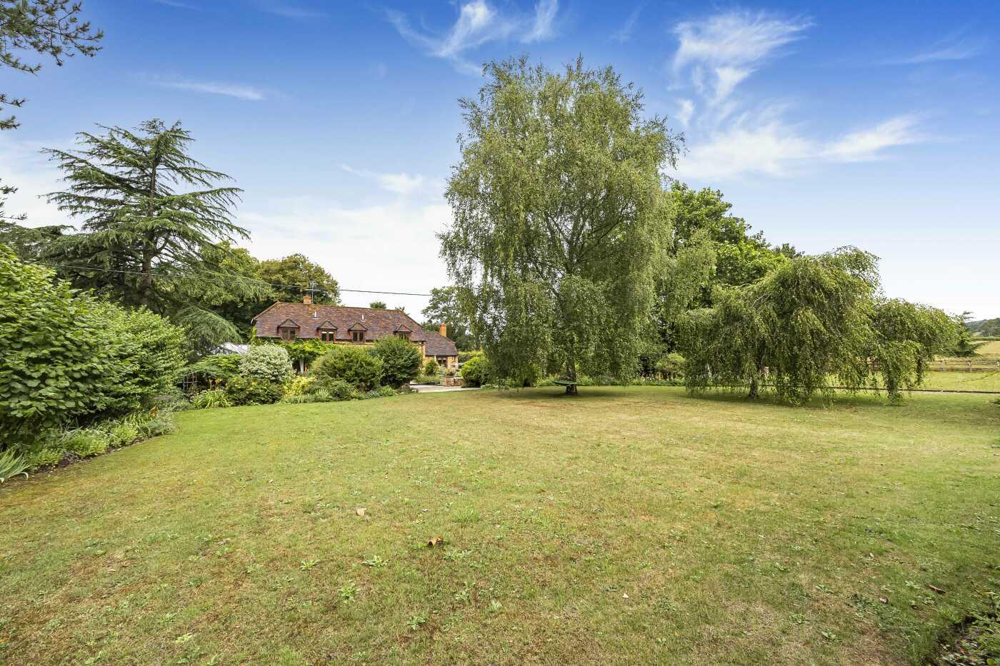 Skirmett, Henley-On-Thames